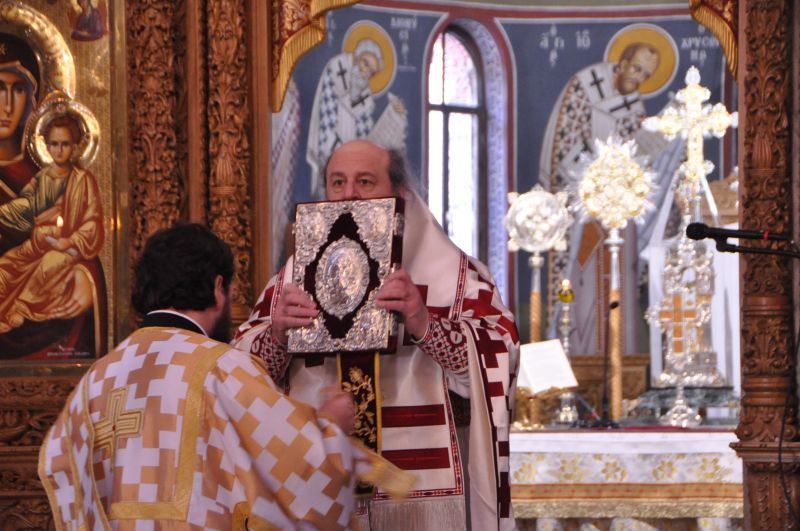 Ἡ πρώτη Ἀνάσταση στόν Μητροπολιτικό Ναό Δράμας